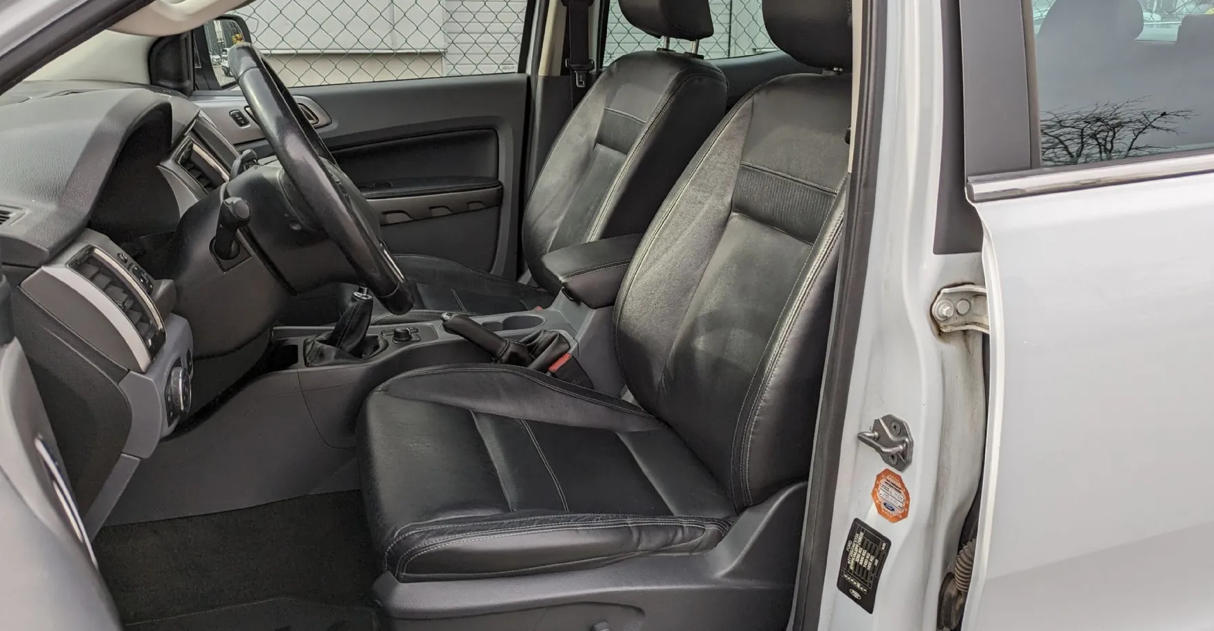 Zunanja slika - Ford Ranger - 2.2 TDCi 118 kW 4X4 LIMITED - FRENK - IZVLEČNO DNO - 13