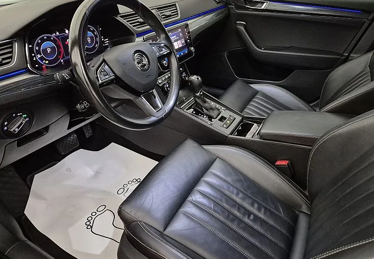 Zunanja slika - Škoda Superb - Combi 2.0 TDI L K DSG ACC-USNJE-MATRIX-VIRTUAL - 6