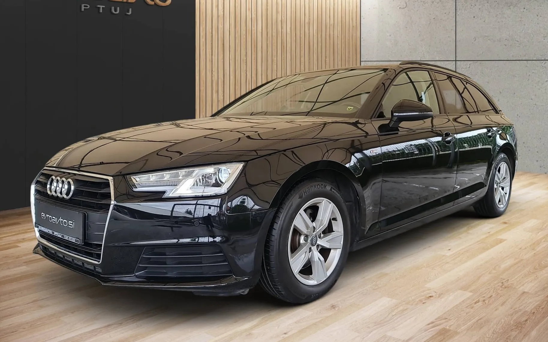 Zunanja slika - Audi A4 Avant - 2.0 TDI  S Line•Opravljen veliki servis - 1