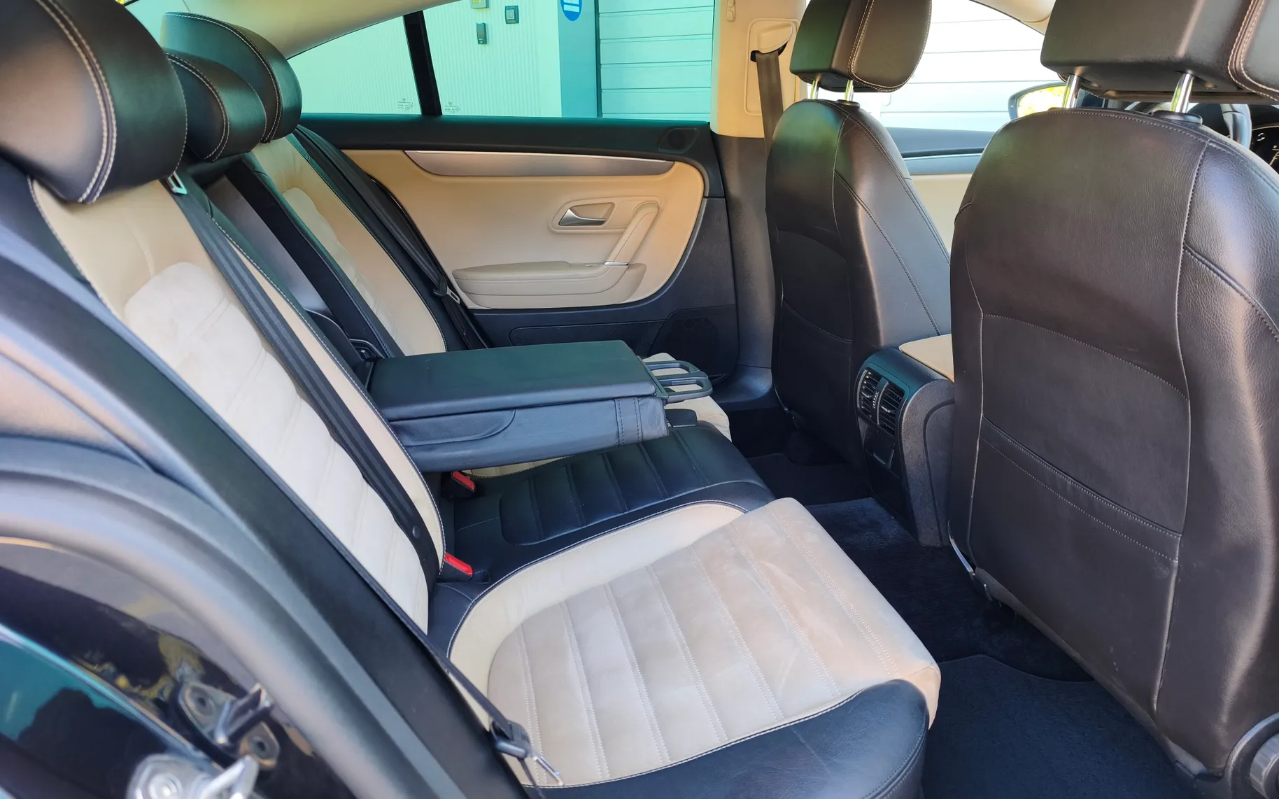 Zunanja slika - Volkswagen Volkswagen CC - Volkswagen Passat CC 2.0-TDI-DSG-USNJE-XSENON-BI-XSENON-17-COL-AL - 14