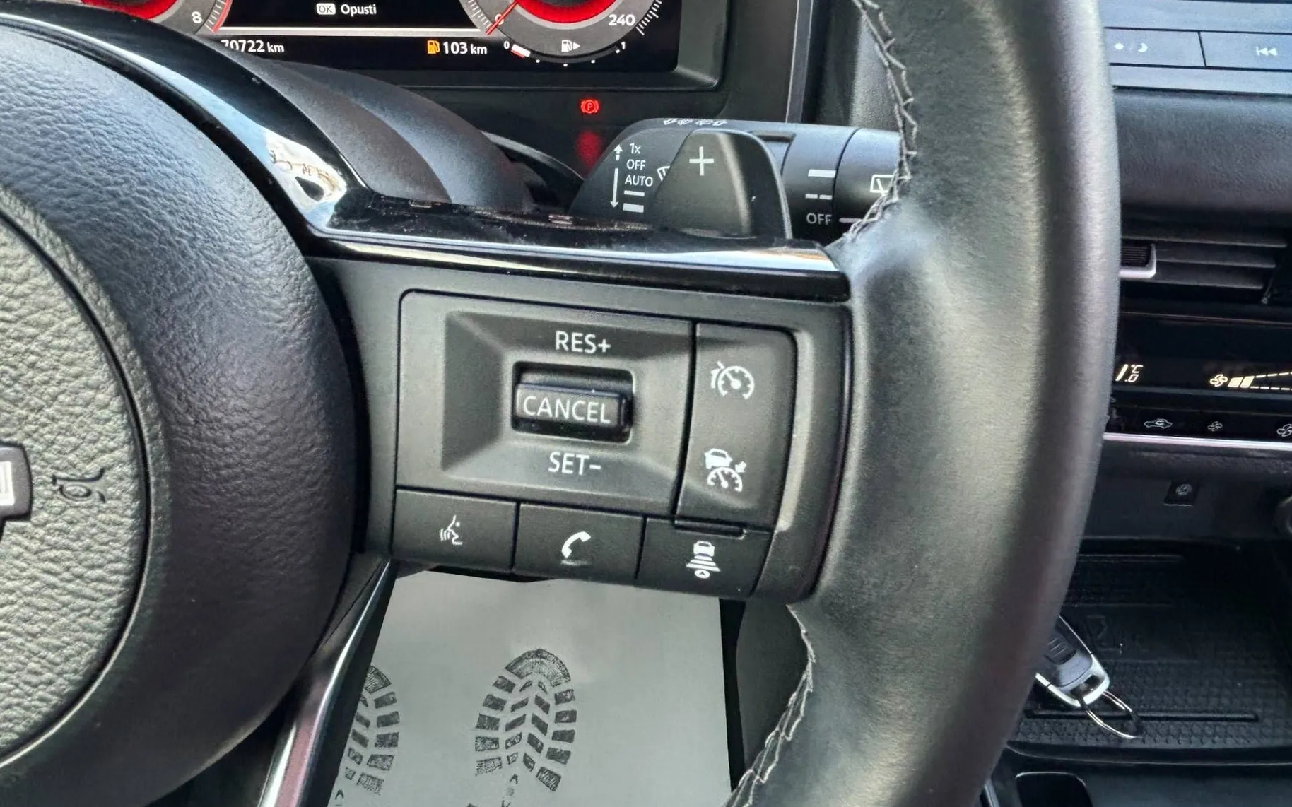 Zunanja slika - Nissan Qashqai - 1.3 DIG X-Tronic N-CONNECTA FUL LED-NAVI-KAMERA - 16