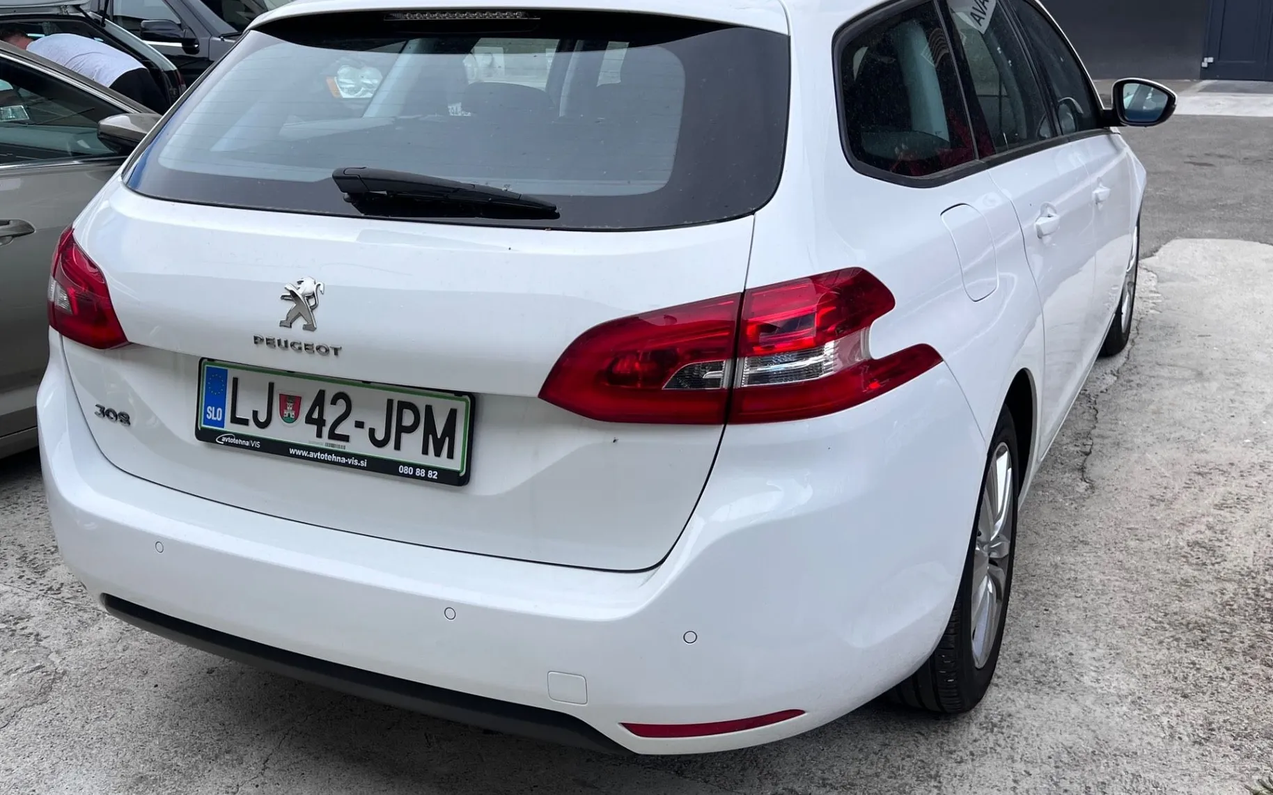 Zunanja slika - Peugeot 308 - SW 1.2 PureTech 130 S S Active Pack - 4