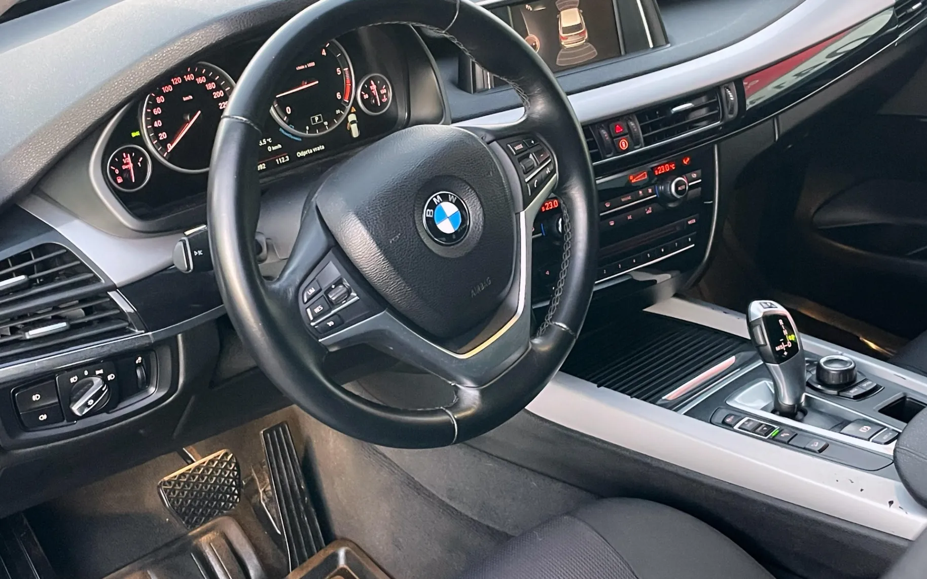 Zunanja slika - BMW X5 - xDrive30d Avt. - 9