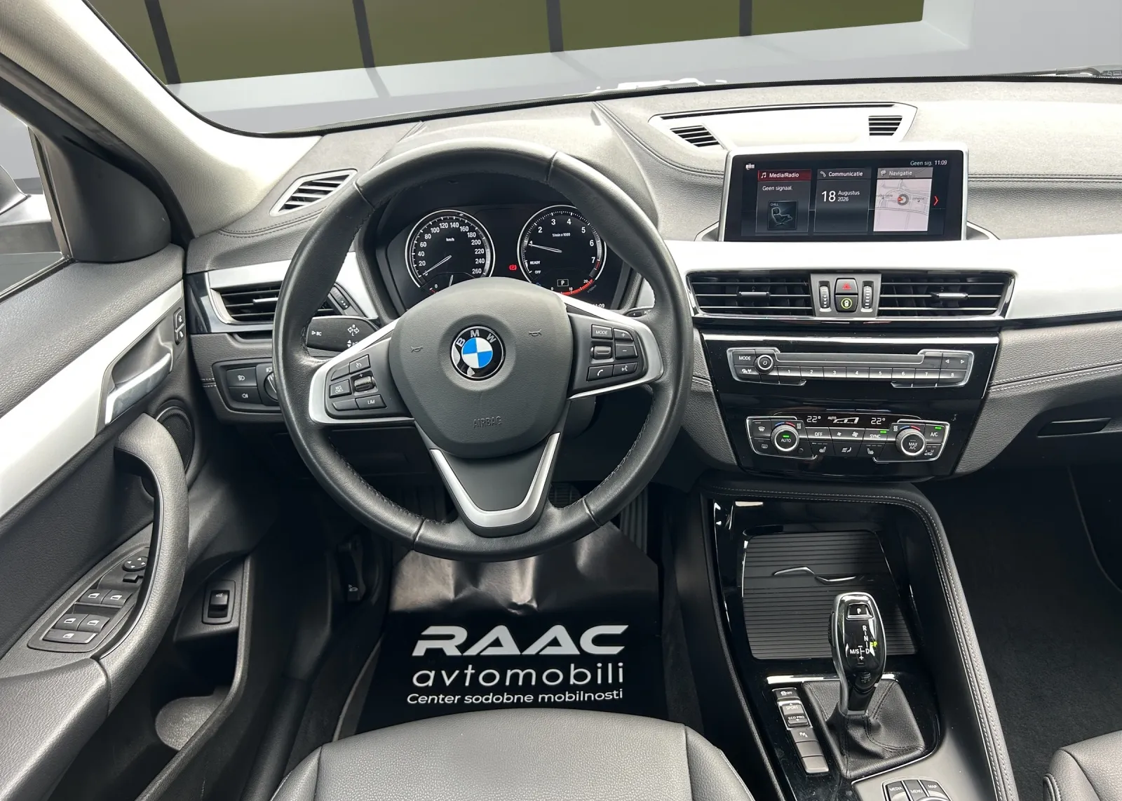 Zunanja slika - BMW X2 - 18I SDRIVE - 8
