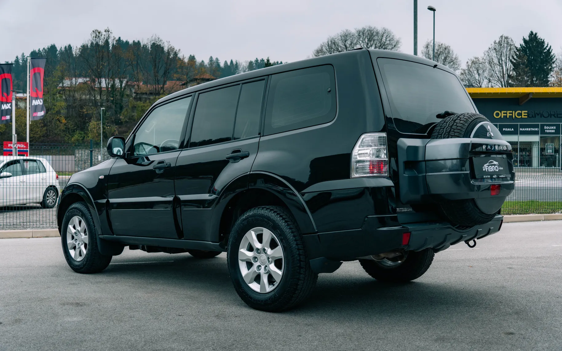 Zunanja slika - Mitsubishi Pajero - 3.2 - 5