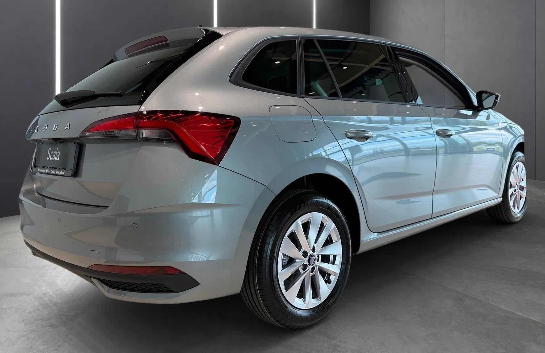 Zunanja slika - Škoda Scala - 1.0 TSI Edition DSG - 3