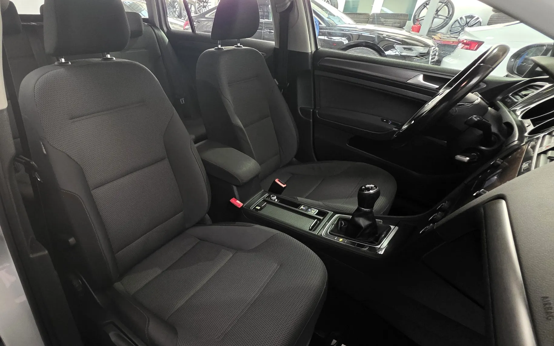 Zunanja slika - VW Golf - Variant 1,6 TDI BMT  85 115 ALU ACC NAVI - 18