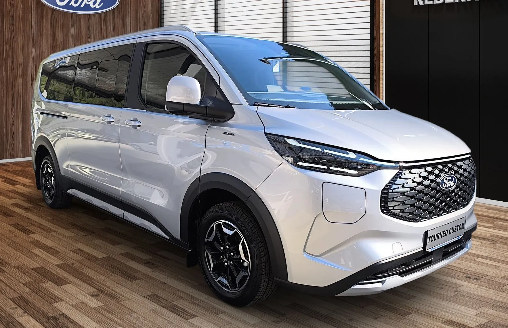 Zunanja slika - Ford Tourneo - Custom E- ACTIVE 160 kW 217 KM baterija - 2