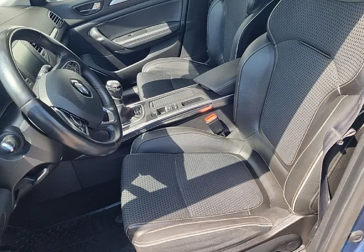 Zunanja slika - Renault Mégane - Megane Grandtour dCi 110  S S Bose masaža sedeža - 7