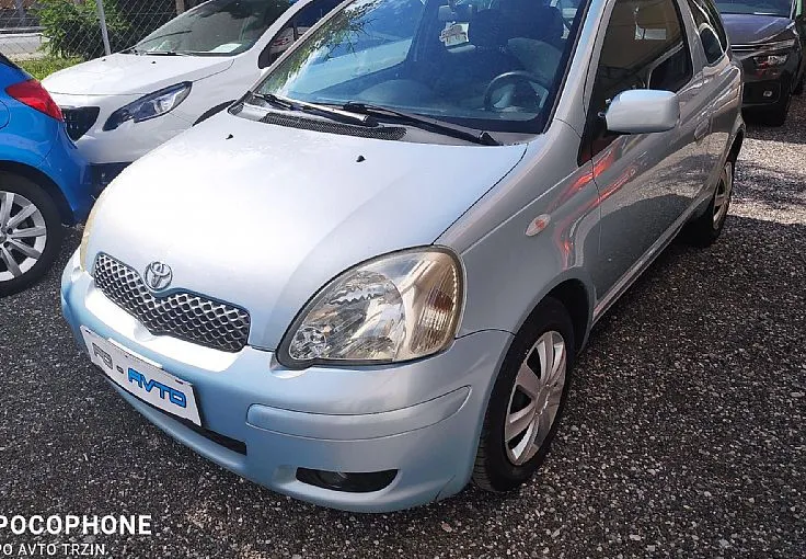 Zunanja slika - Toyota Yaris - 1.3 VVT-i SLO-KLIMA-SERVO-EL.STEKLA - 1