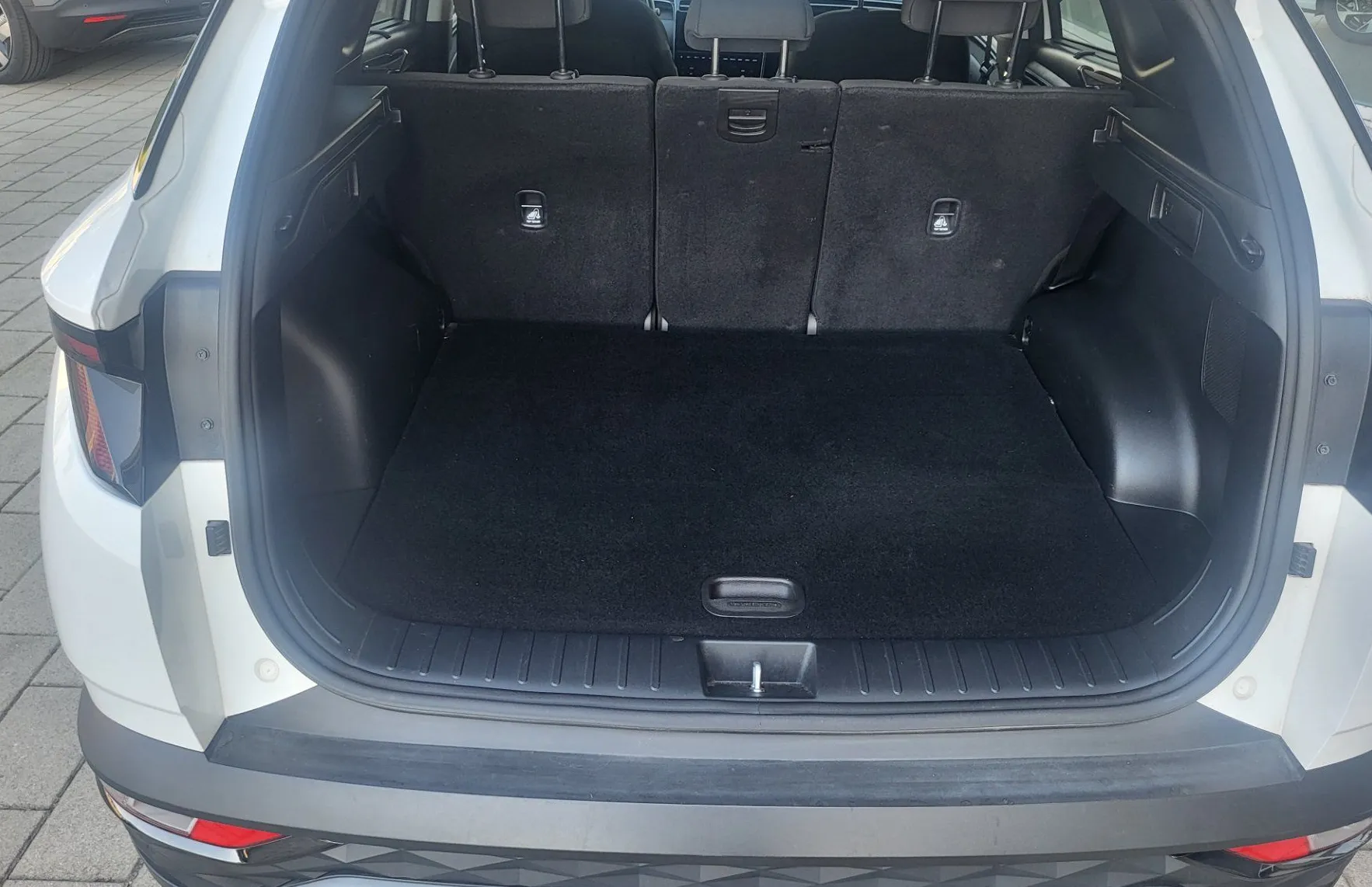 Zunanja slika - Hyundai Tucson - 1.6 T-GDI Hybrid Impression Avt. slo-navi-acc-led- - 19