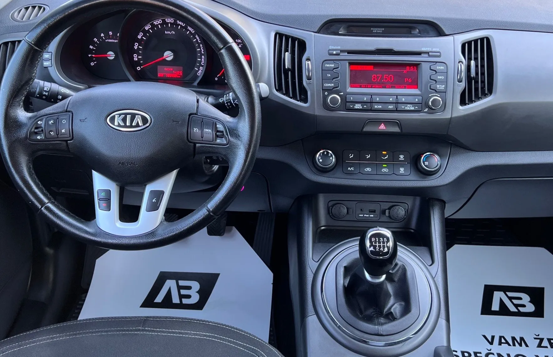 Zunanja slika - KIA Sportage - 1.7 CRDi+SLO - 13