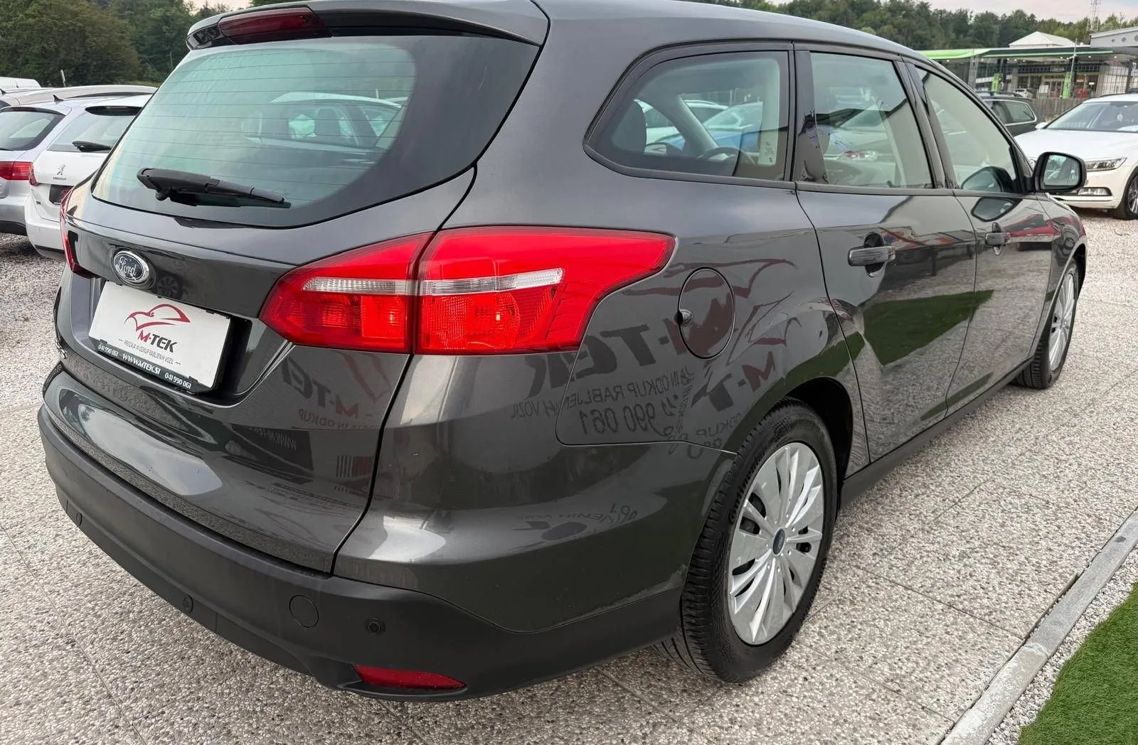 Zunanja slika - Ford Focus - Karavan 1.6 TDCi Titanium - 4