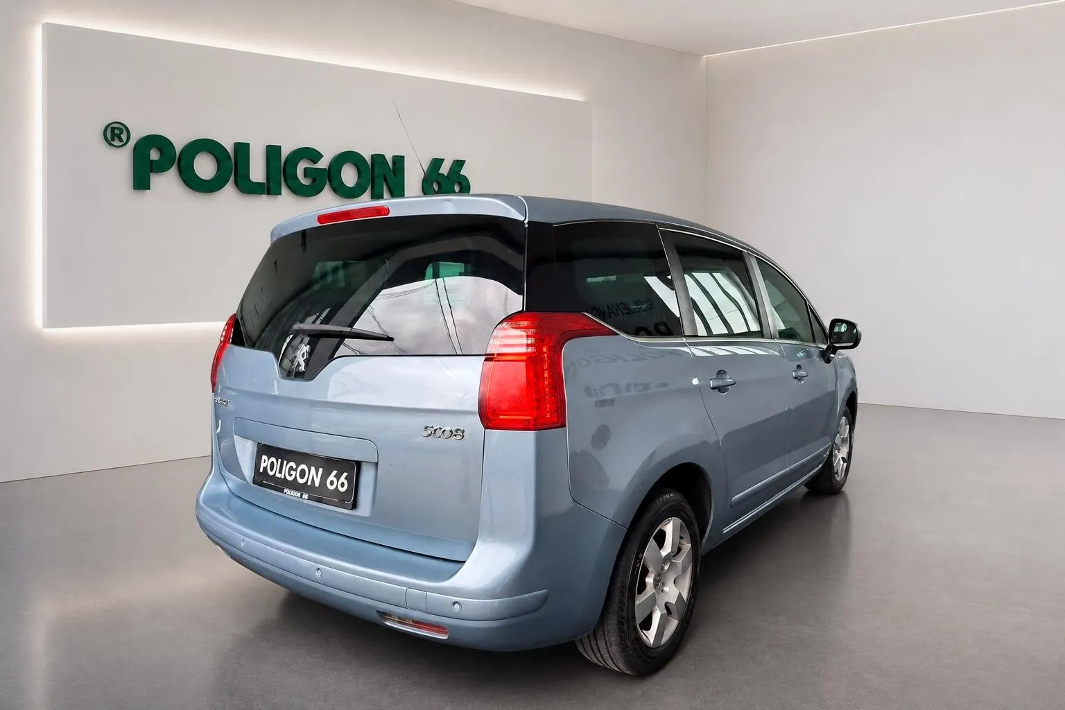 Zunanja slika - Peugeot 5008 - 1.6 HDi-ODLIČEN-GARANCIJA-SLOVENSKO POREKLO - 4