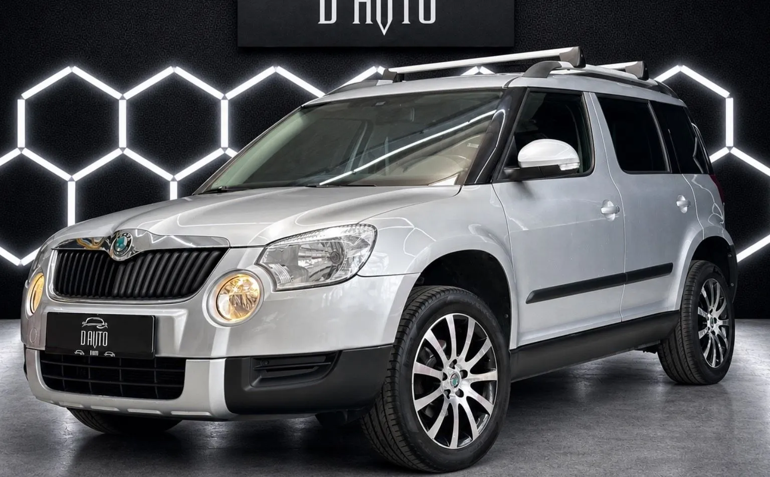 Zunanja slika - Škoda Yeti - 1.2 TSI  DSG+PANORAMA+KLJUKA+TEMPOMAT+SLO.VOZILO.. - 1