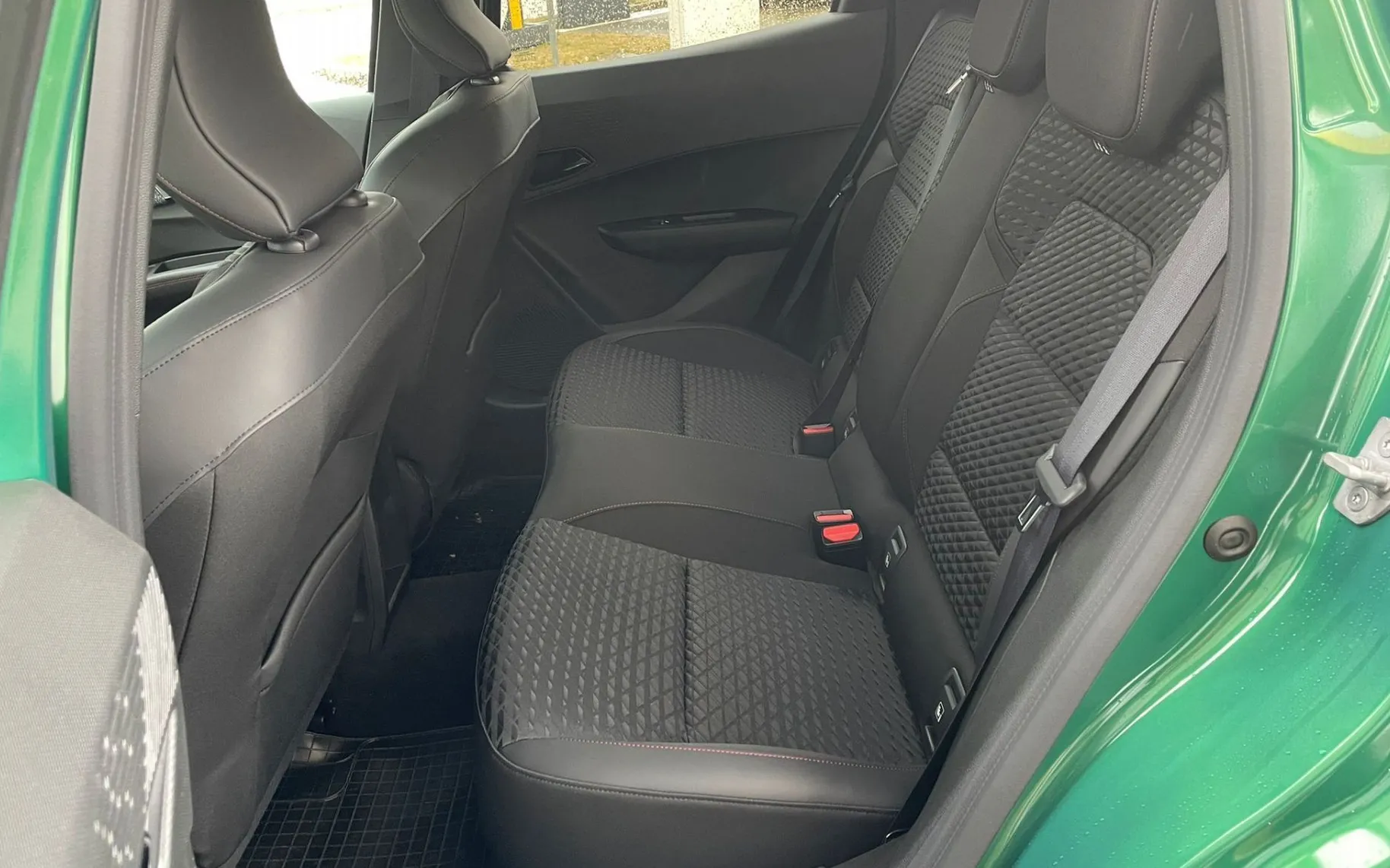 Zunanja slika - Renault Clio - techno TCE 115 - Paket Zima - 11