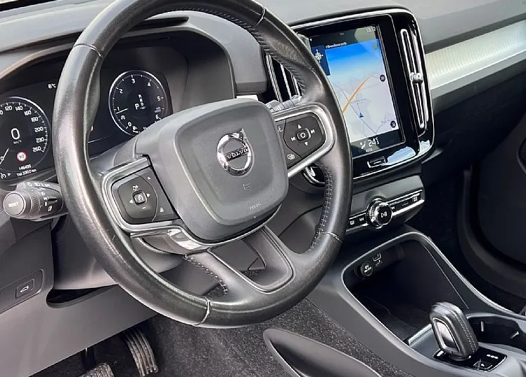 Zunanja slika - Volvo XC40 - D3+LED+NAVI+KAMERA+ALU+KEYLESS GO+AUTO HOLD - 11