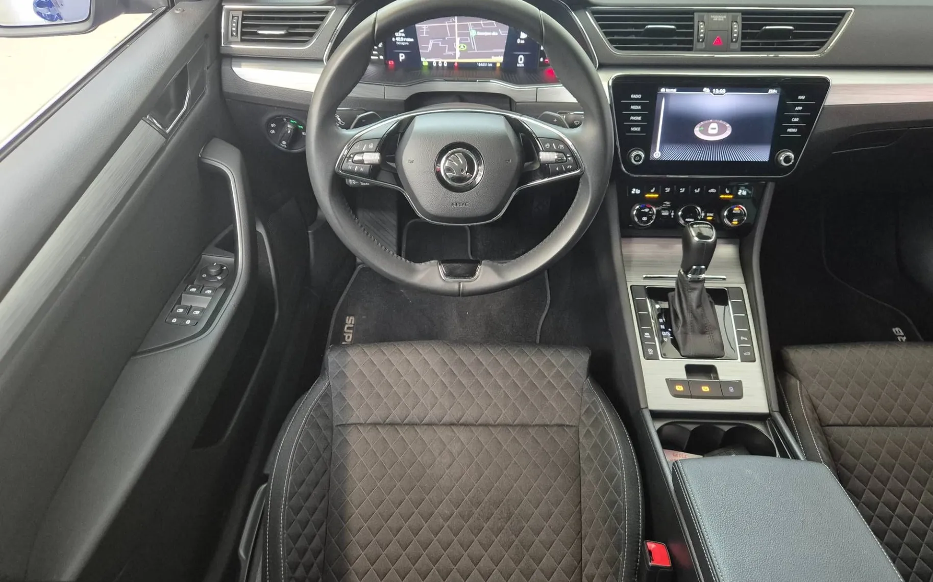 Zunanja slika - Škoda Superb - Combi 2.0 TDI Ambition DSG - 5