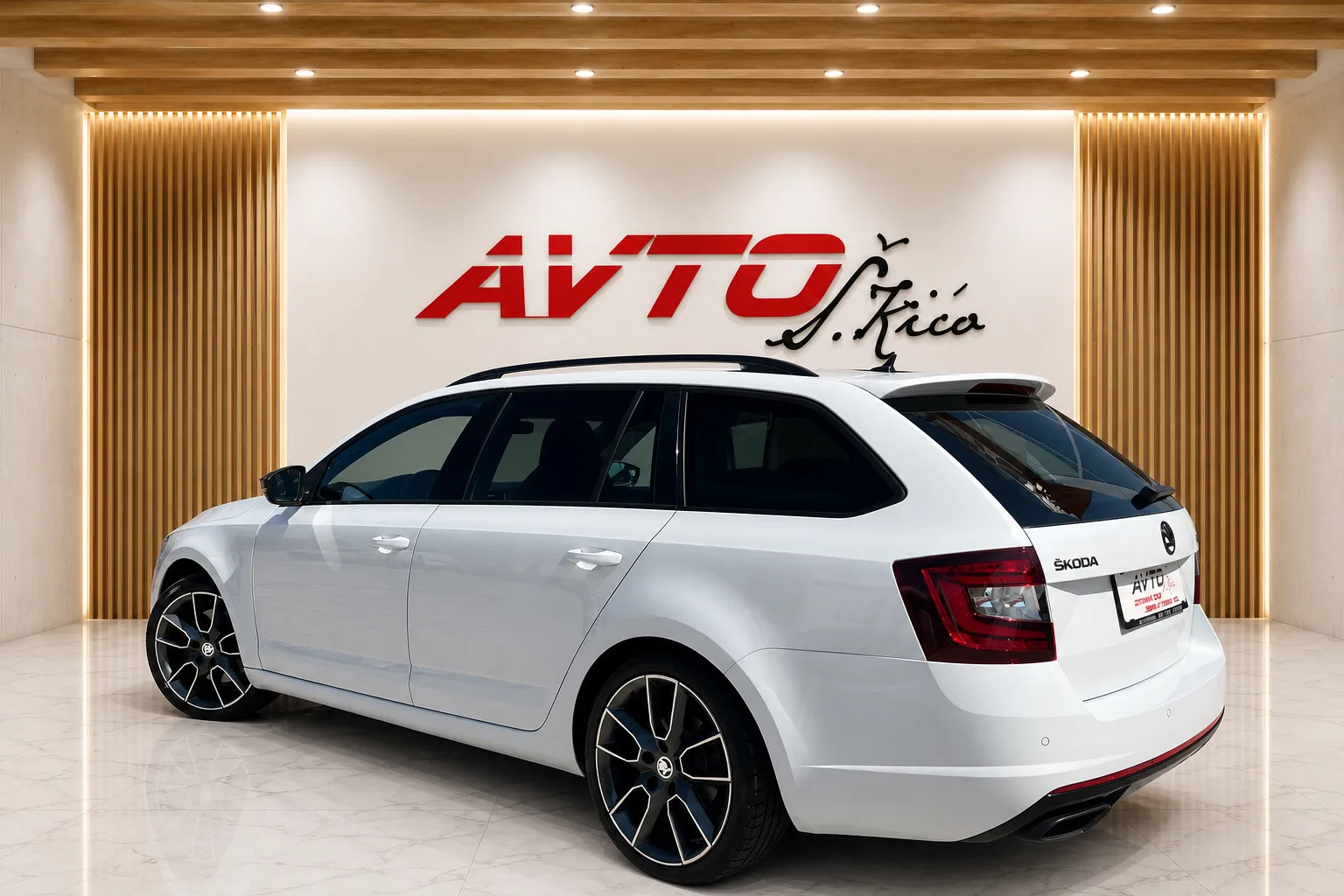 Zunanja slika - Škoda Octavia - RS 2.0 TDI-BI-XENON-LED-NAVI-RADAR TEM-PDC-ODLI  268 .. - 3