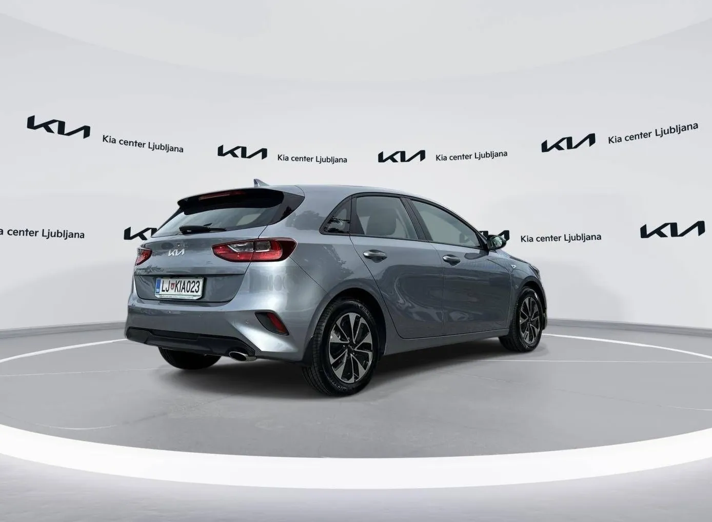 Zunanja slika - KIA Ceed - 1.0 T-GDi LX Champion+ ISG. M T - 5