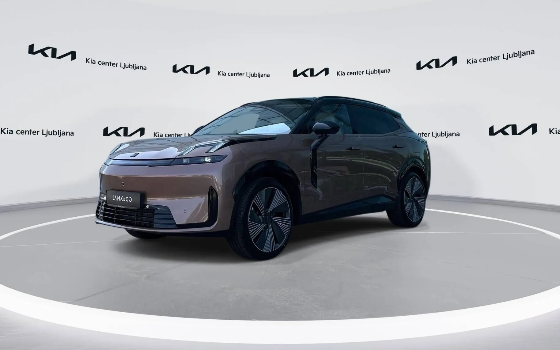 Zunanja slika - Lynk & Co 08 - More PHEV... - 1