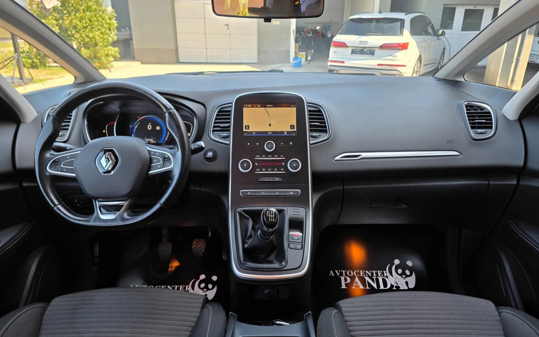 Zunanja slika - Renault Scénic - Grand  dCi 110 Energy Zen - 9