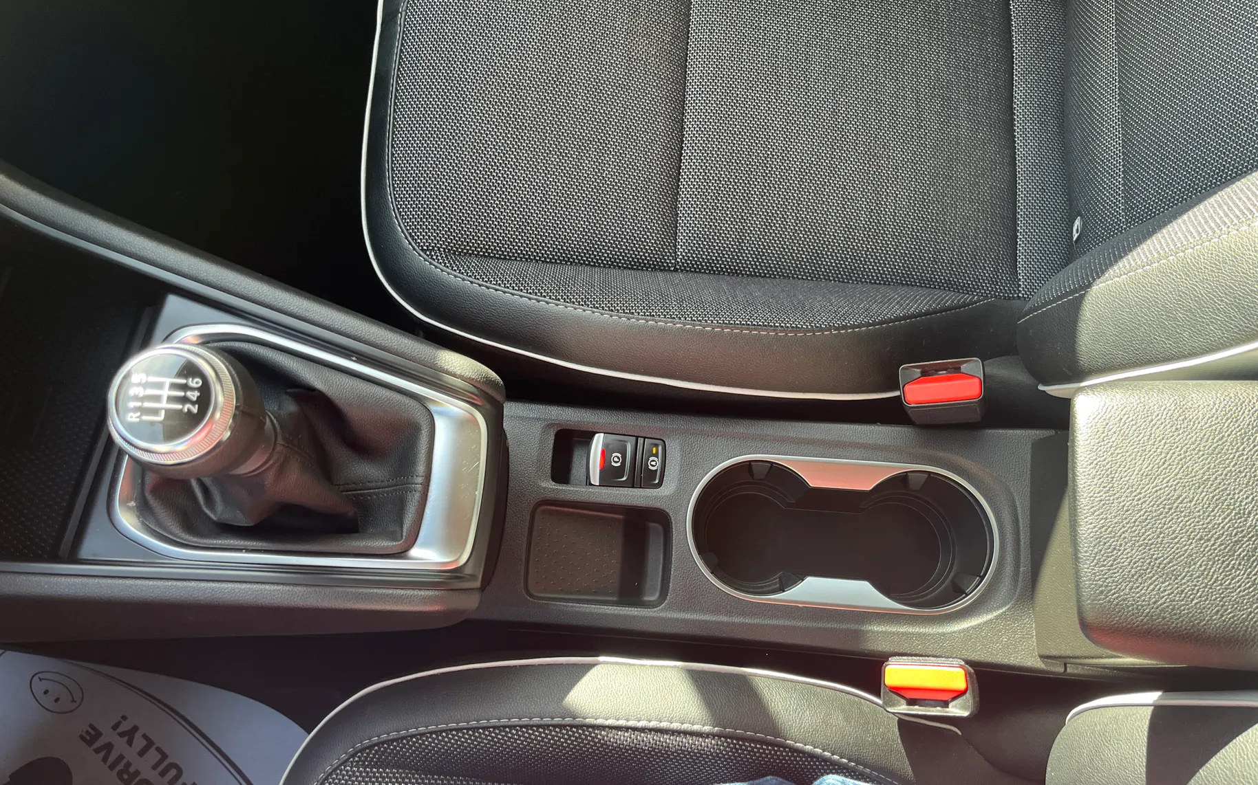 Notranja slika - Renault Captur - 1.0 / - 20