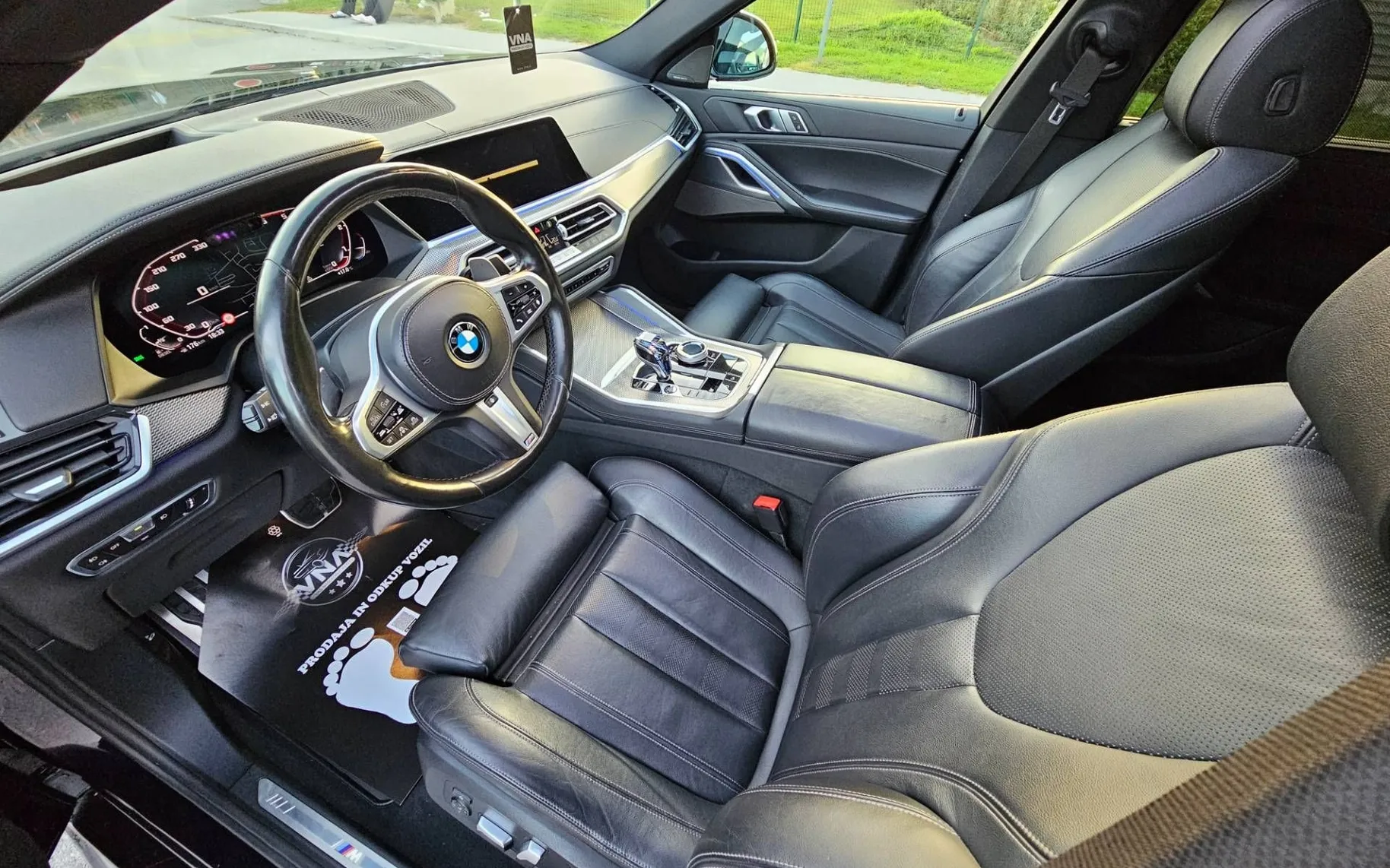 Notranja slika - BMW serija X6: - xDrive30d Avt. |M-OPTIC|PANO|AERO|KAMERA|RADAR|A22 - 7