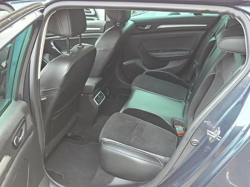 Zunanja slika - Renault Megane Limousine - Grandtour dCi 110 EDC INTENS - 9