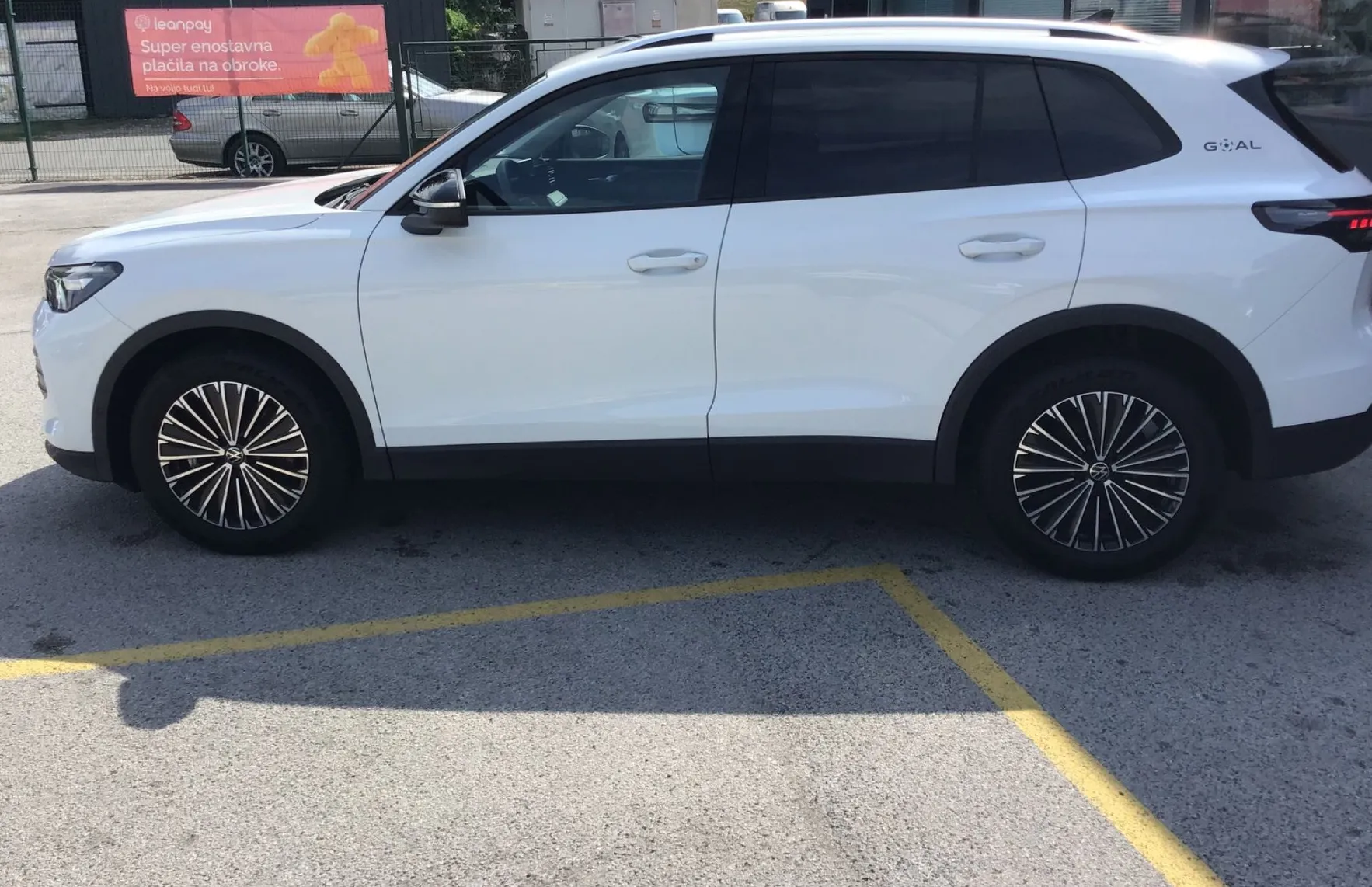 Zunanja slika - Volkswagen Tiguan - 2.0 TDI BMT Life DSG - 8