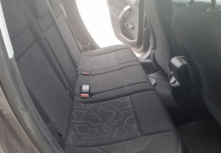 Zunanja slika - Peugeot 2008 - Active 1.6 e-HDi Avt. NAVI, BLUETOOTH - 7