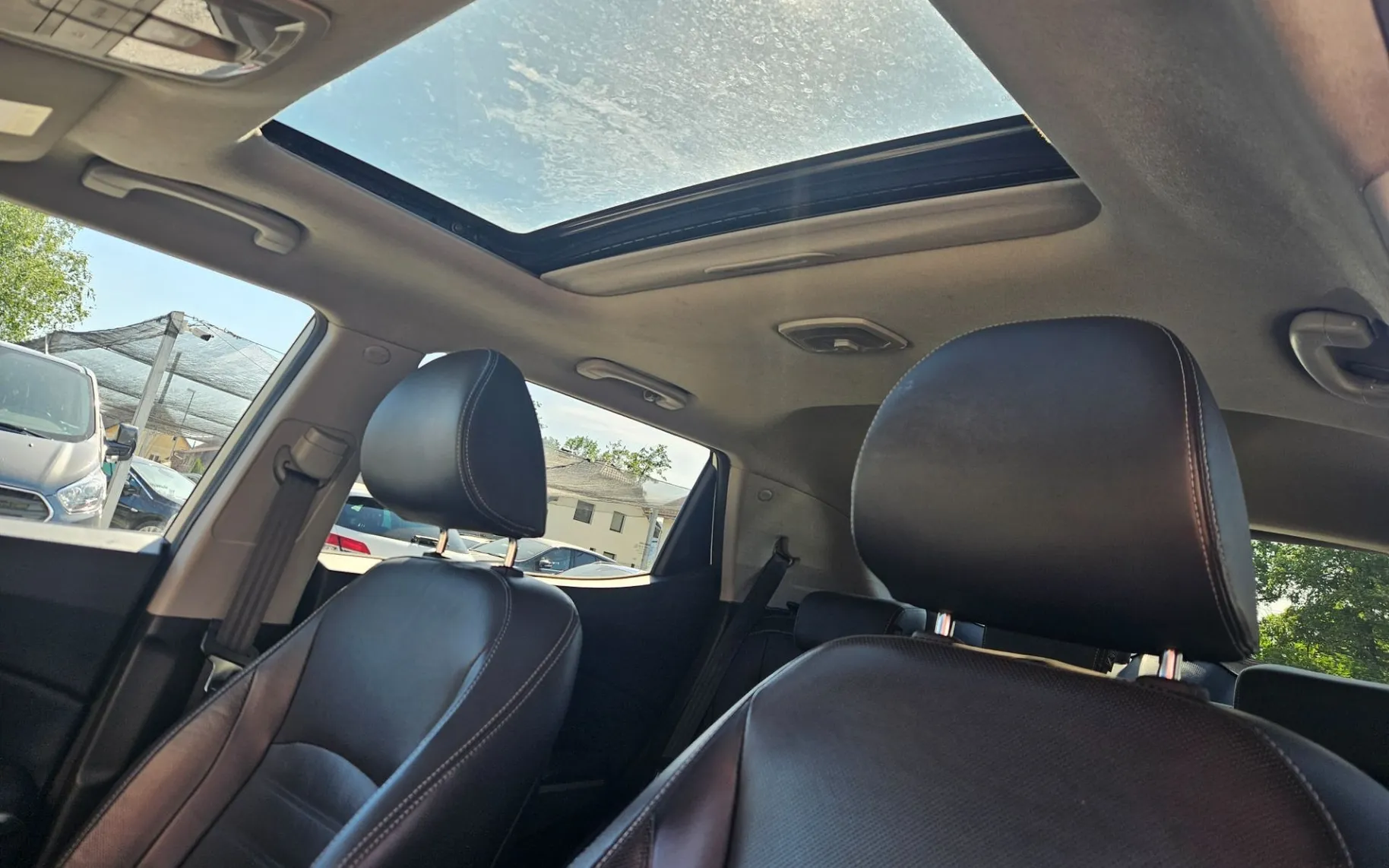 Notranja slika - SsangYong Tivoli - AWD 1.6 TD AUT.  PANORAMA  LED - 8