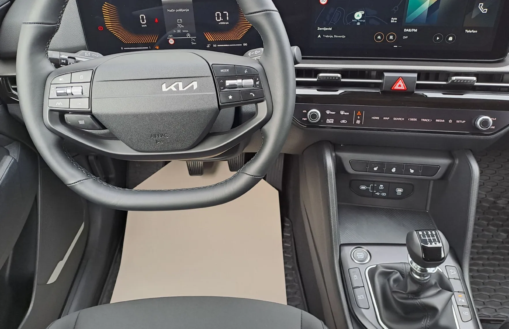 Zunanja slika - KIA Sportage - 1.6 T-GDi 110kW LX Fresh. 6 M T - 7