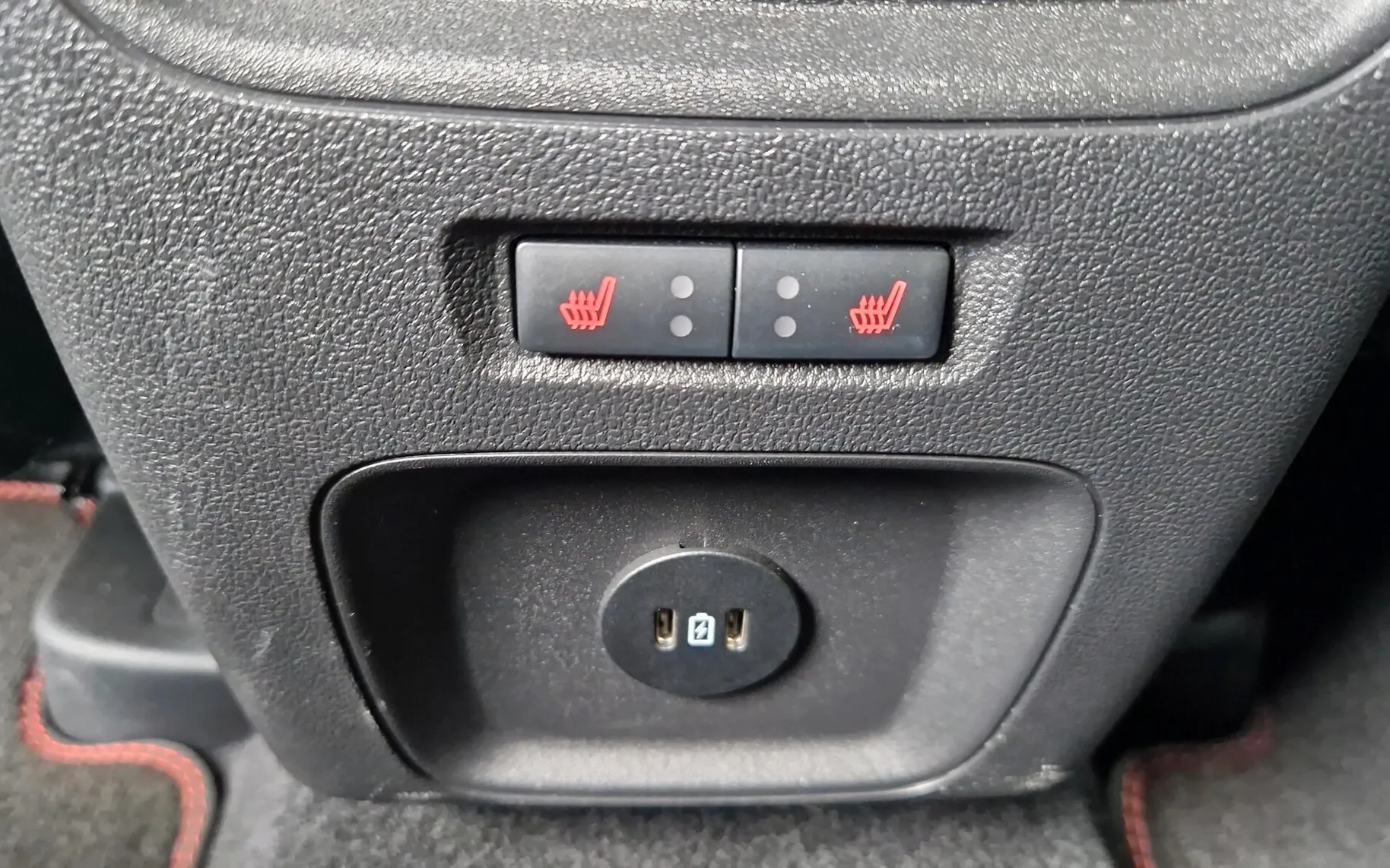 Zunanja slika - Ford Kuga - 2.5 HYBRID PHEV ST-Line CVT-SLO-LED-RADAR-NAVI-360 - 8