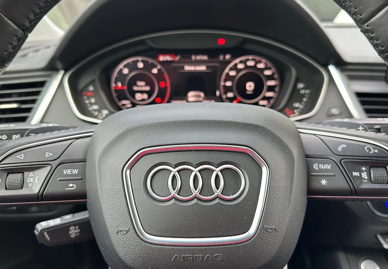 Zunanja slika - Audi Q5 - 2.0TDI avt. Q. Sport-VIRTUAL-MATRIX-KEYLESS-19COL - 9
