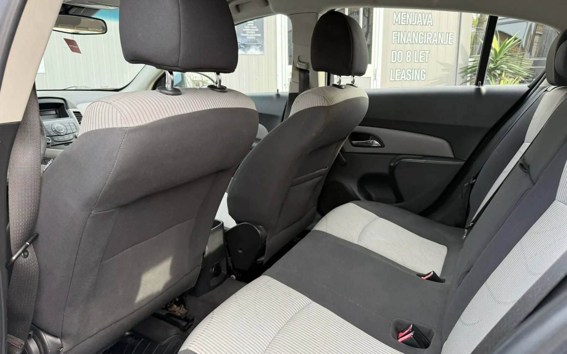 Notranja slika - Chevrolet Cruze - 1.6 LT PLIN NA KREDIT BREZ POLOGA - 10