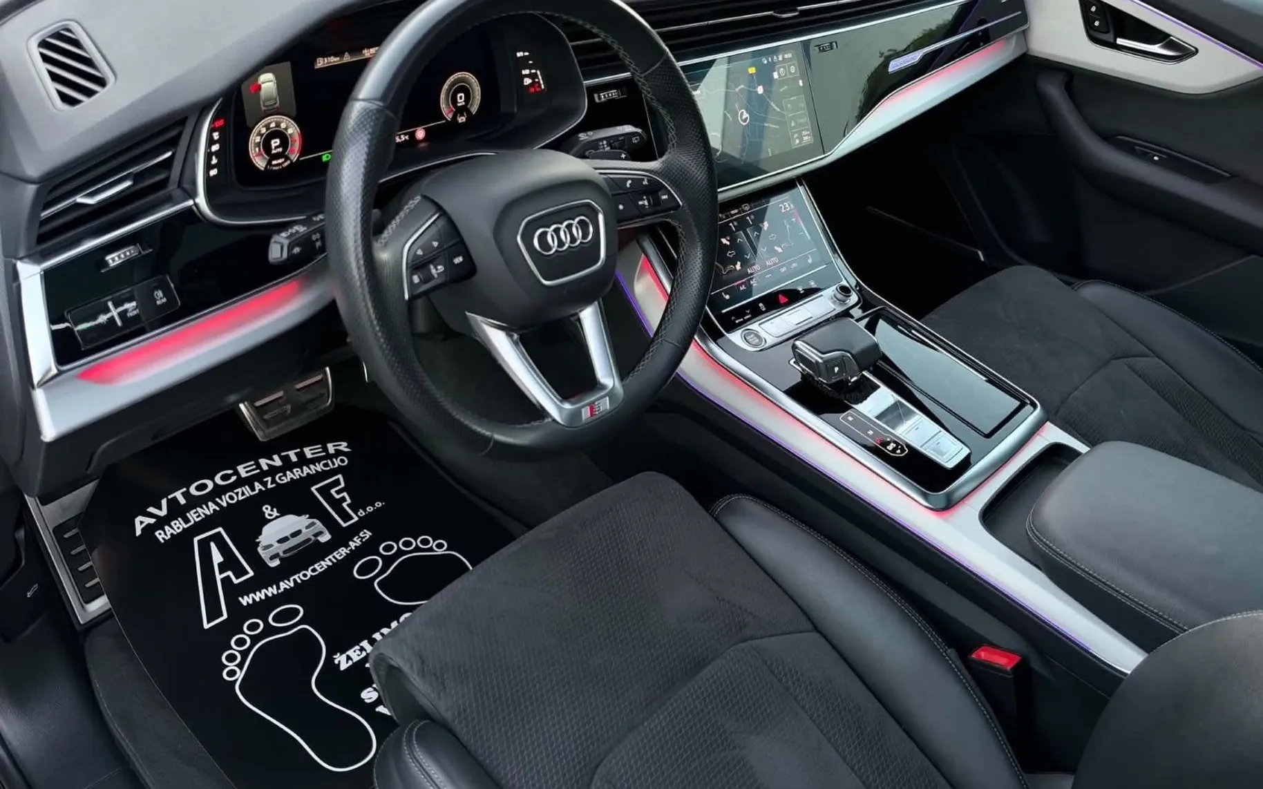 Notranja slika - Audi Q7 - 55 TFSI-4X4-Q-S LOOK-PANORAMA-LIZING ZA TUJCE- - 9