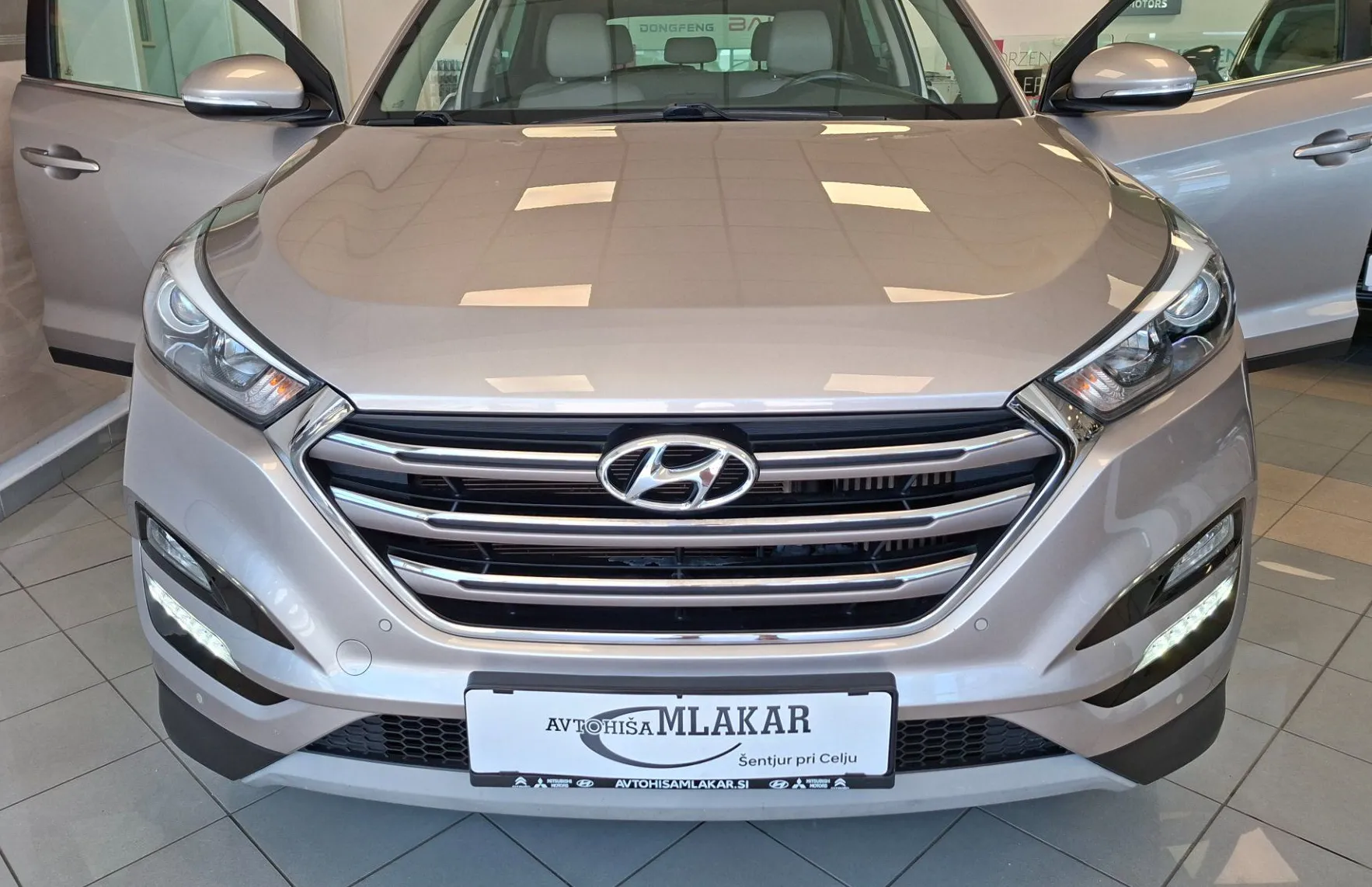 Zunanja slika - Hyundai Tucson - 4WD 1.6 T-GDI Impression-1.LAST.-SLO-LED-NAVI-KAME - 6