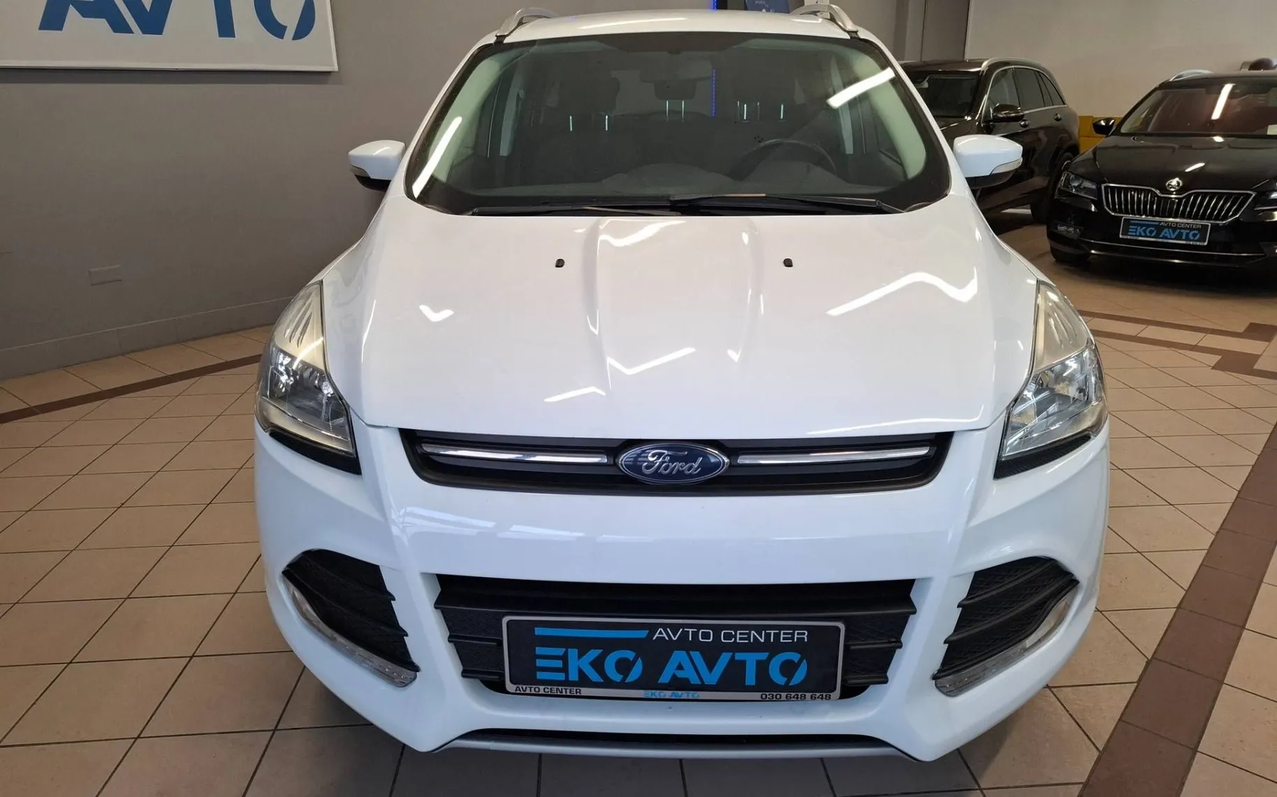 Zunanja slika - Ford Kuga - 1.6 SCTI 4x4 AVT.-TEMP-PDC-GRETJE SEDEŽEV-KOT NO - 3