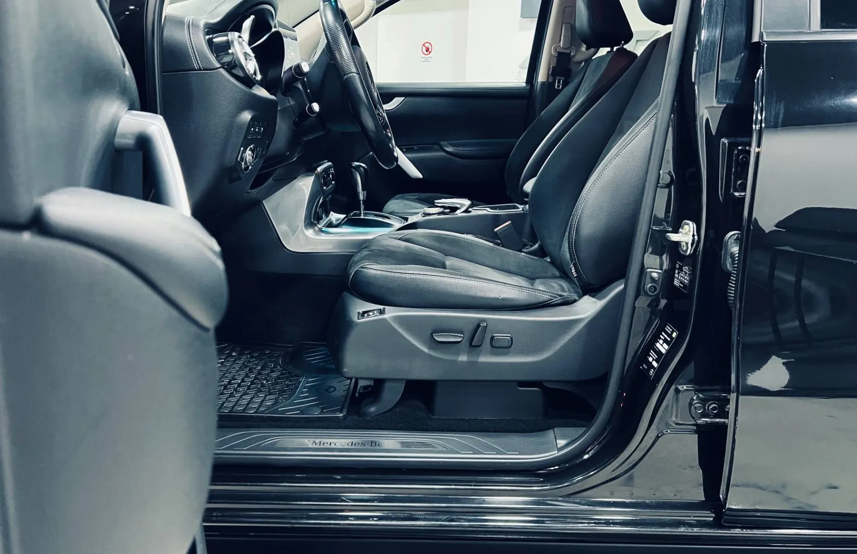 Zunanja slika - Mercedes-Benz X-Razred - 250 - 8