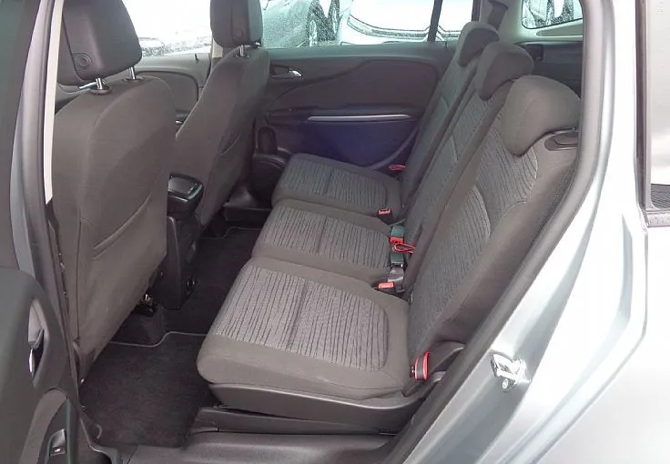 Zunanja slika - Opel Zafira - 2.0 CDTI 130hp - 7 SEDEŽEV - SAMO 33.000km - 8