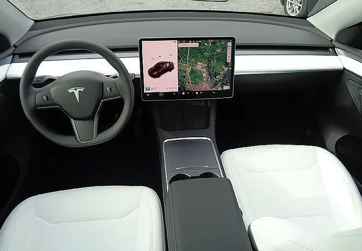 Zunanja slika - Tesla Model Y - Long Range AWD - POSLOVNI NAJEM - 6