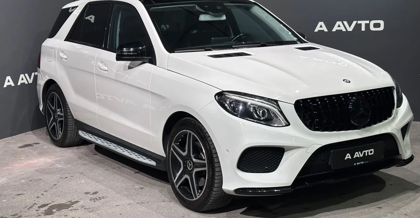 Zunanja slika - Mercedes-Benz GLE-Razred - GLE 250 d 4MATIC Avt. AMG-AIRMATIC-PANORAMA-KAMERA - 2
