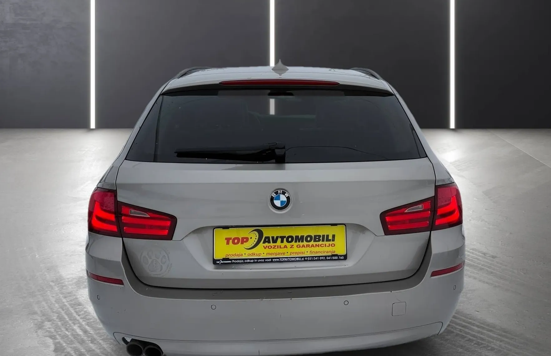 Zunanja slika - BMW Serija 5 - Touring: 520d M PAKET BI-XENON NAVI TEMP PDC USNJE - 6