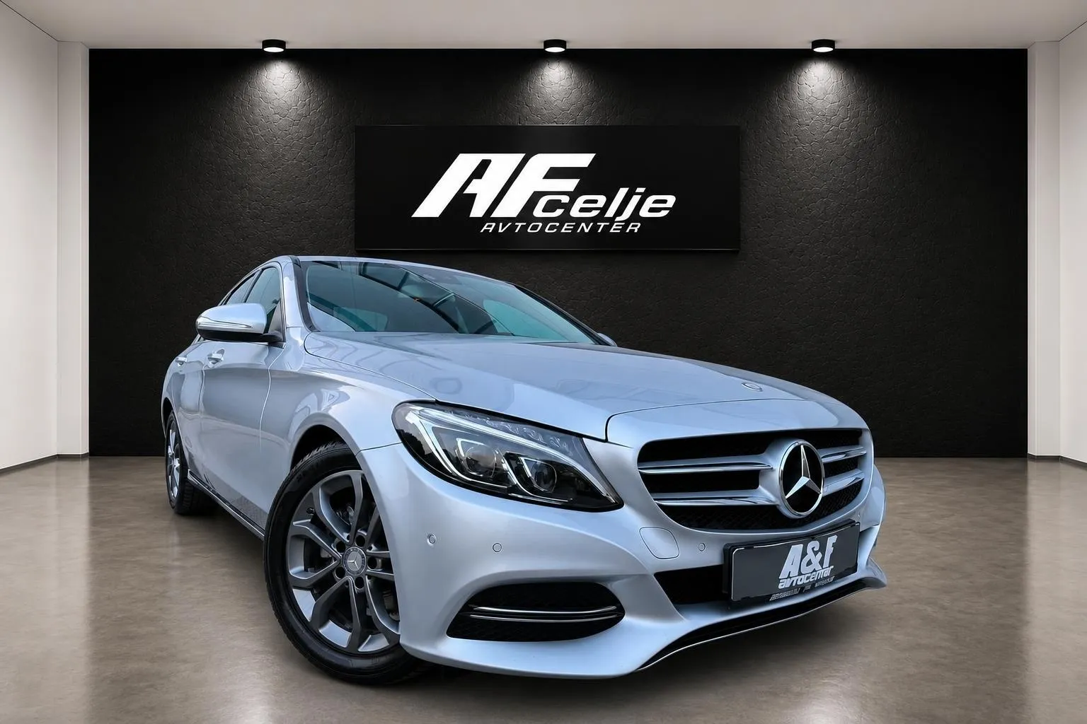 Zunanja slika - Mercedes-Benz C-Razred - 200 CDI-AUT-89.000km-LIZING ZA TUJCE-1 LASTNIK-... - 3