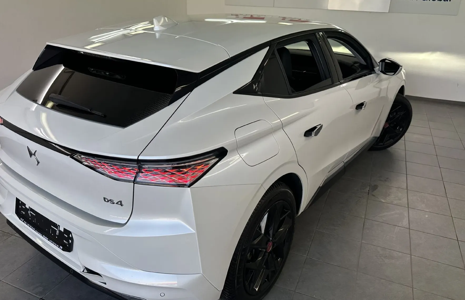 Zunanja slika - DS DS 4 - Performance Line Avt.KAMERA.NAVI.24 MES.JAMSTVO - 15