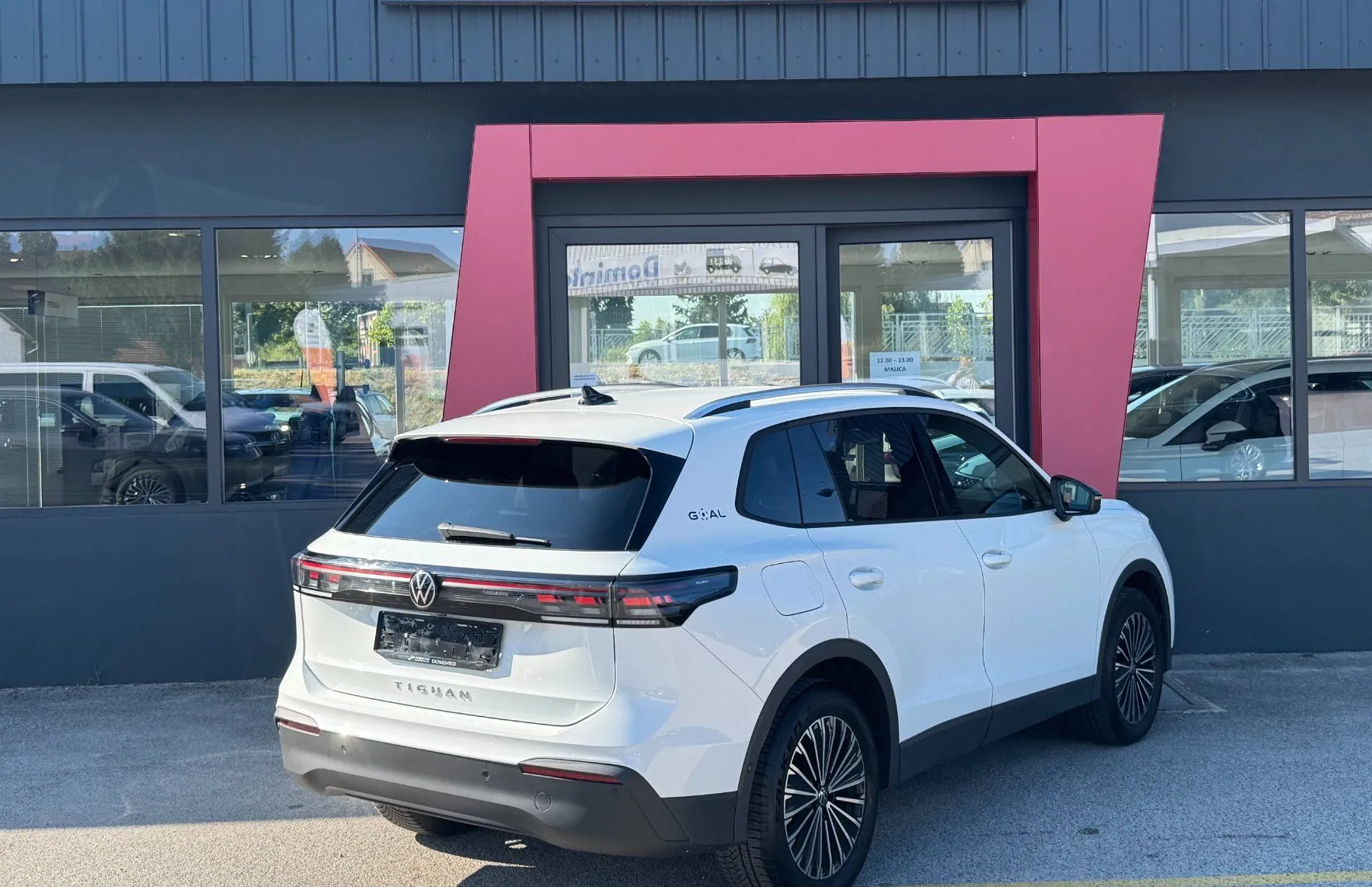 Zunanja slika - Volkswagen Tiguan - 2.0 TDI BMT Life DSG - 4