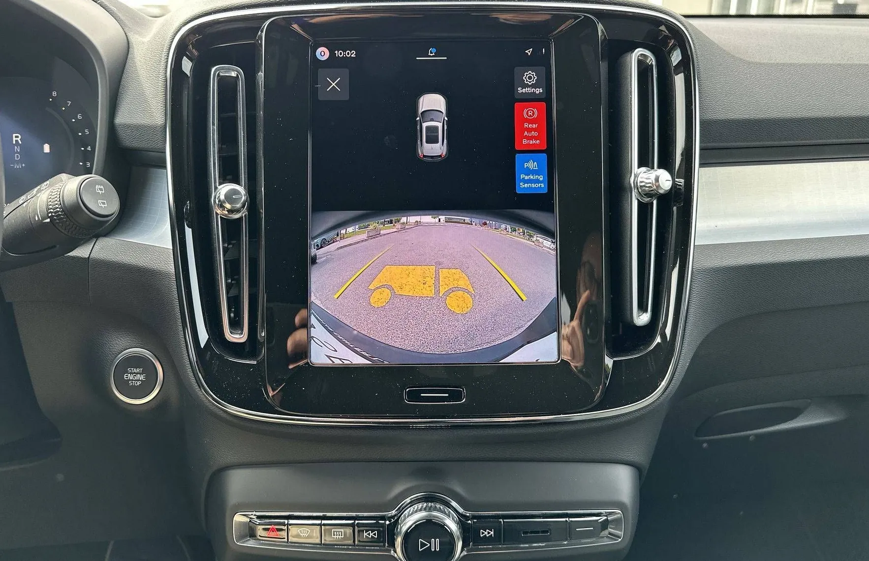 Zunanja slika - Volvo XC40 - B3P Plus Dark Avt - 16