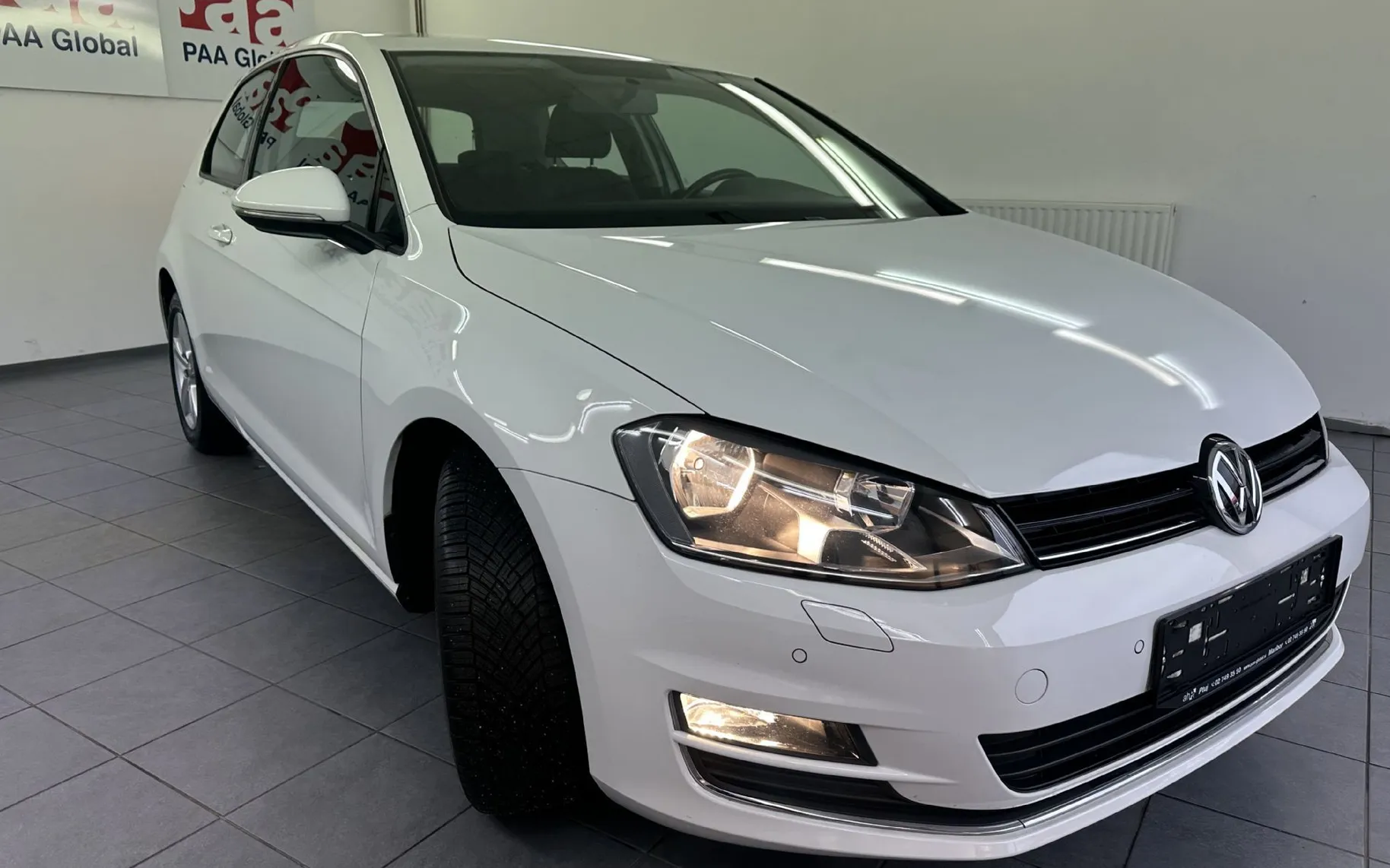 Zunanja slika - VW Golf - 1.2 TSI Comfortline 81 KW.BENCIN.SAMO 75.000 KM - 2