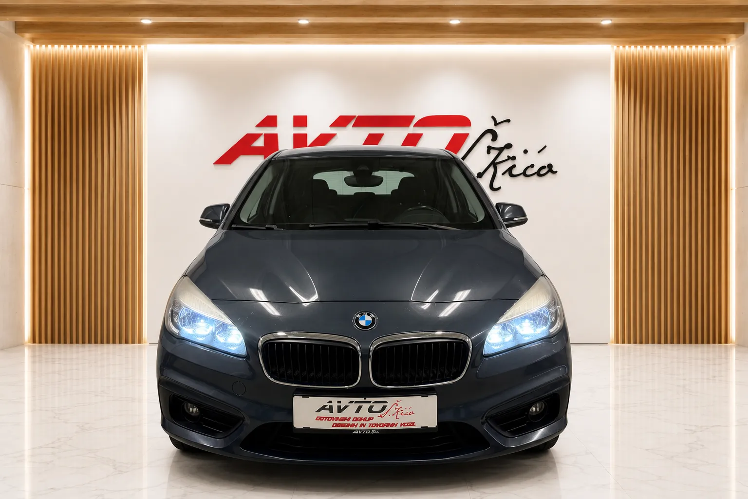 Notranja slika - BMW serija 2 Active Tourer: - 216d-TEMPOMAT-NAVIGACIJA-PDC-LED-ALU... - 19